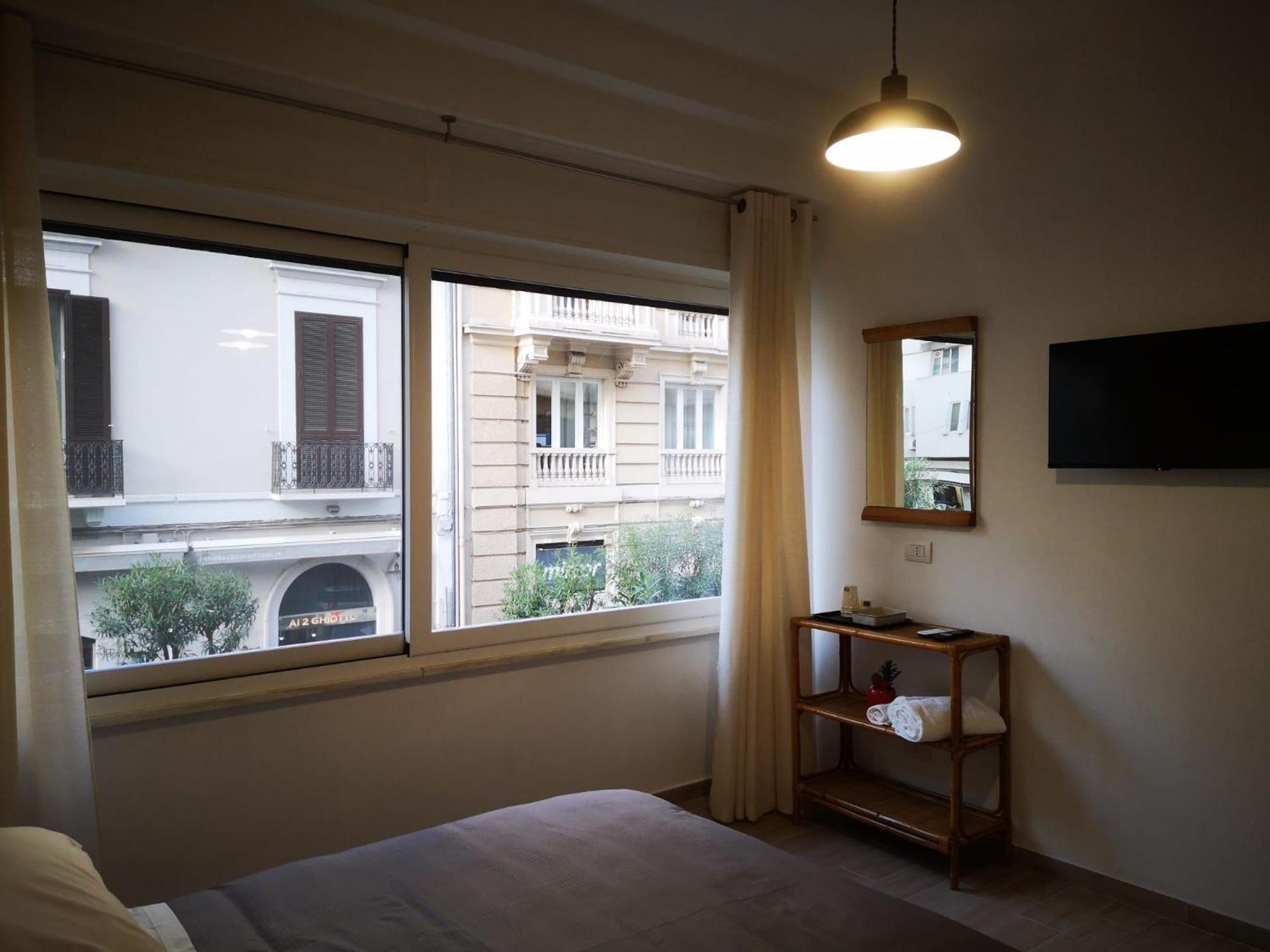 Al Teatro Rooms Bari Exterior foto
