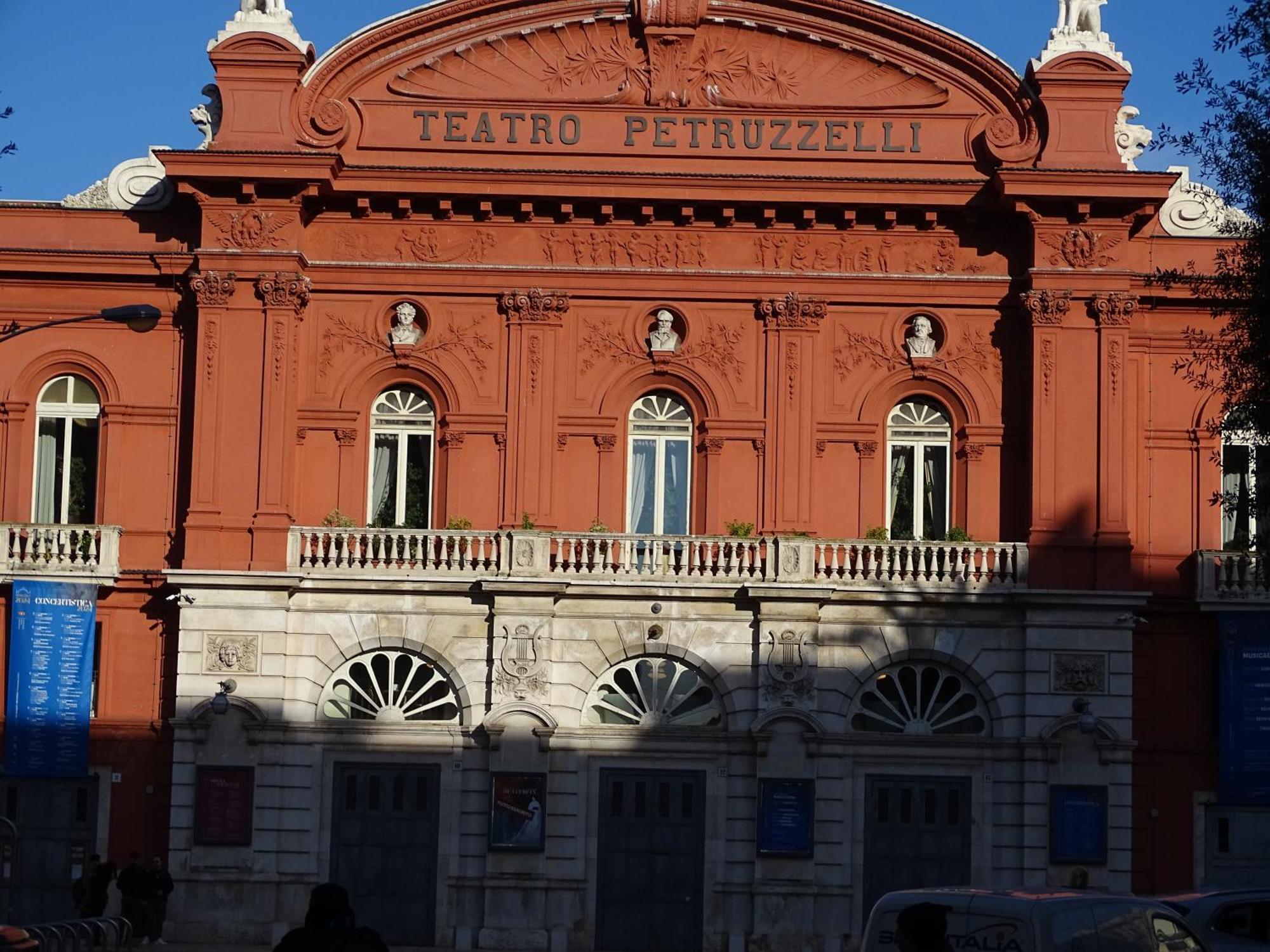 Al Teatro Rooms Bari Exterior foto